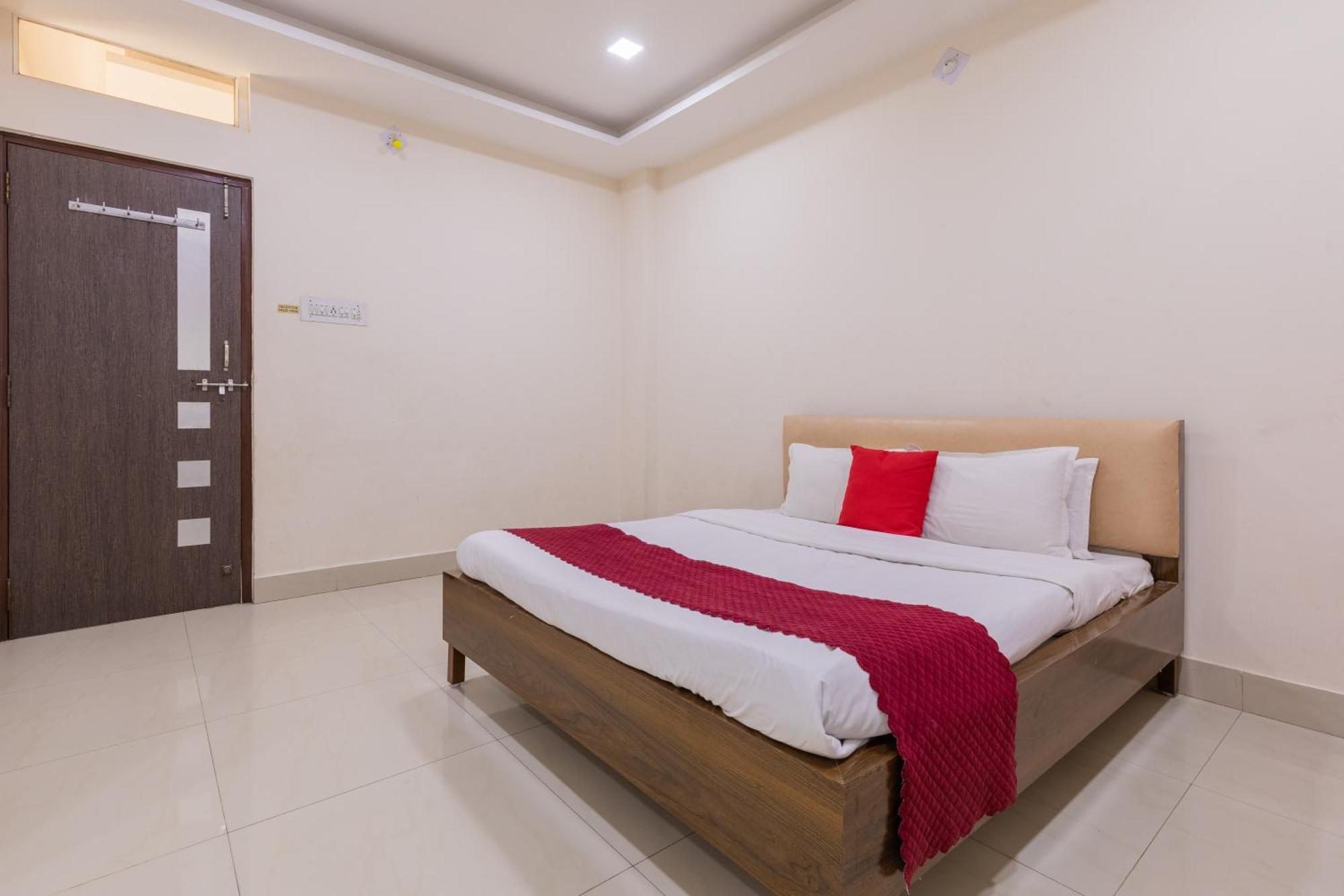 Ruchishree Garden Hotel Ujjain Eksteriør billede