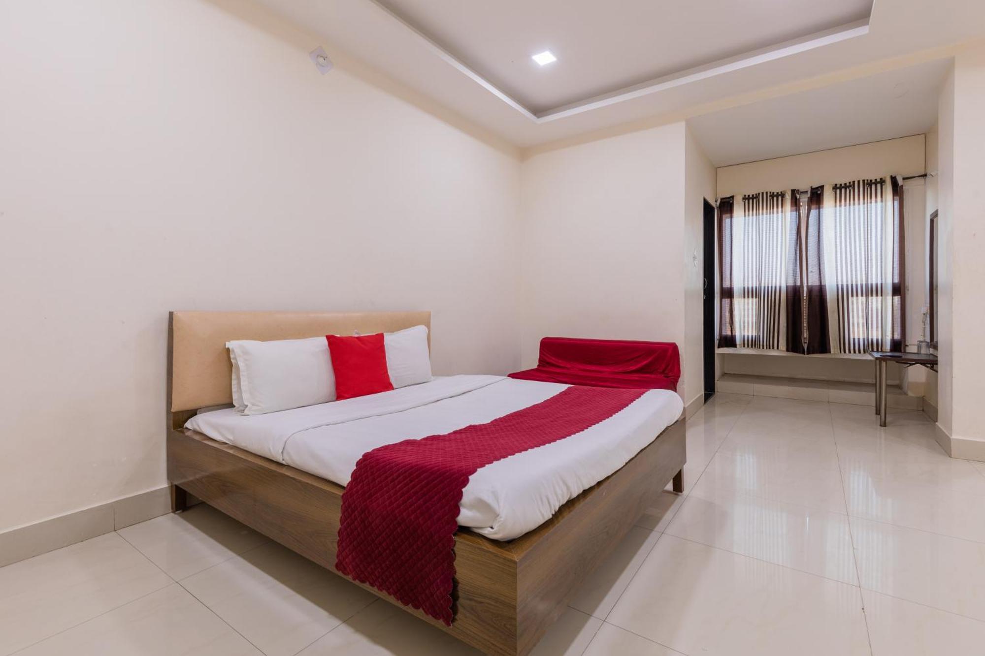 Ruchishree Garden Hotel Ujjain Eksteriør billede